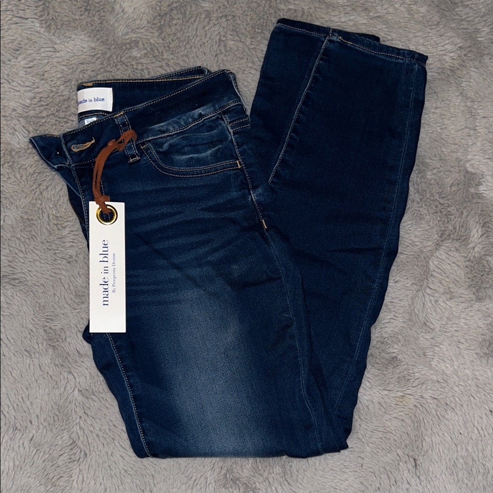 Made in Blue Women's Dark Blue Slim Jeans